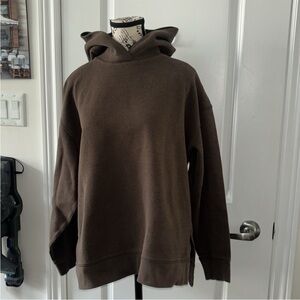 UNIQLO Brown Side Slit Hoodie Sweater M